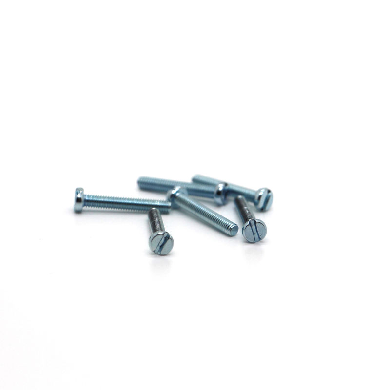M0.5 Miniatur-Selbstschraubschrauben aus Kohlenstoffstahl, schwarzer Oxid, platter Kopf für Kamera