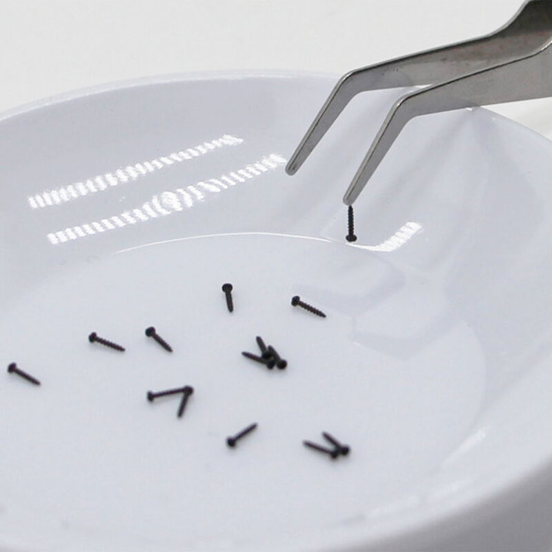 Nickelplattierte Zinkplattierte schwarze Oxid-Mikroschraube Präzisions-Selbstschraube für industrielle Anwendungen